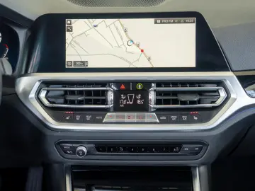 BMW Seria 3 320 xDRIVE