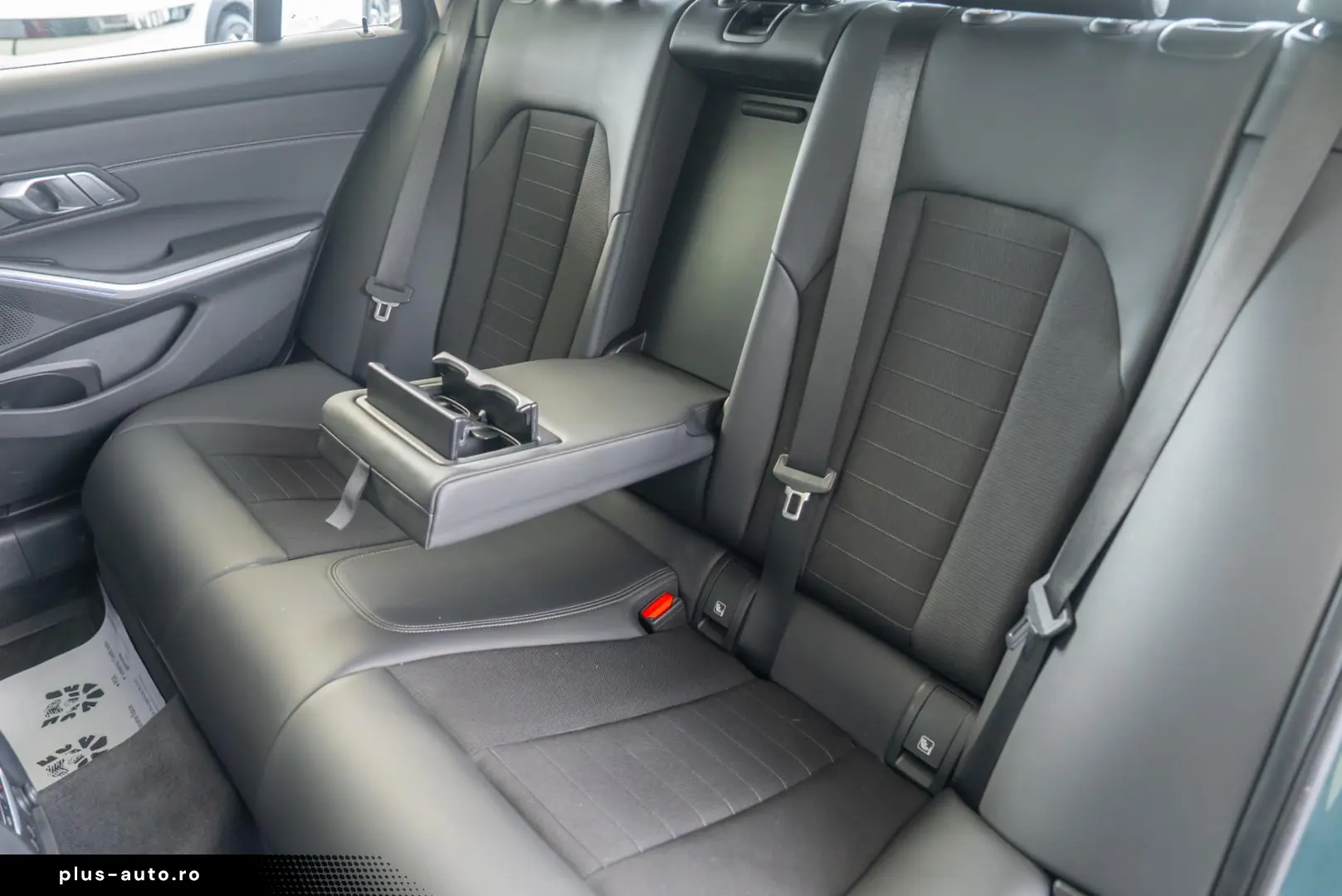 BMW Seria 3 320 xDRIVE