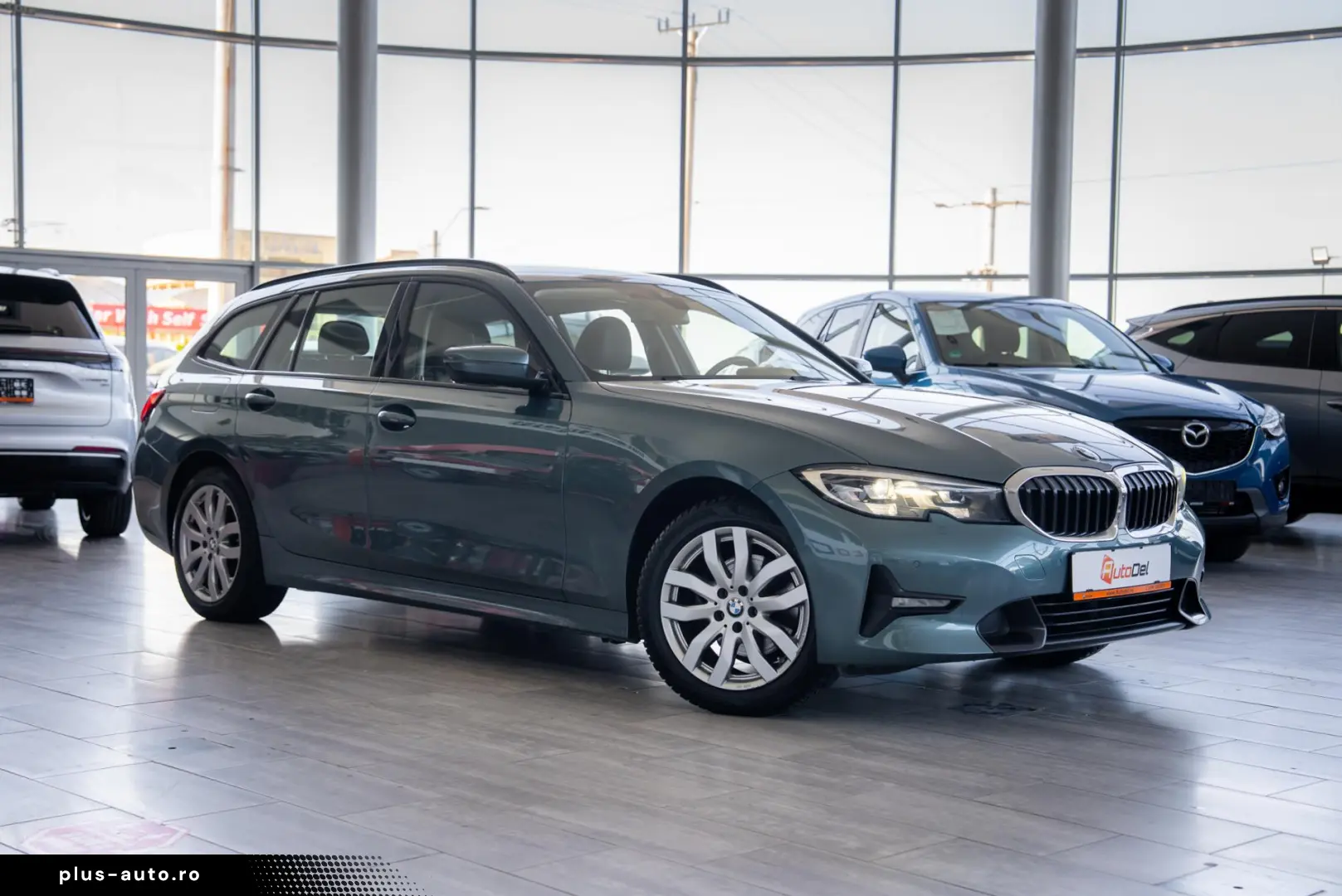 BMW Seria 3 320 xDRIVE