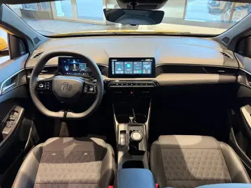 MG3 Hybrid  Exclusive HEV  1.5