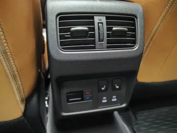 Nissan X-Trail (HEV) e-4ORCE e-POWER (211CP) TEKNA P2