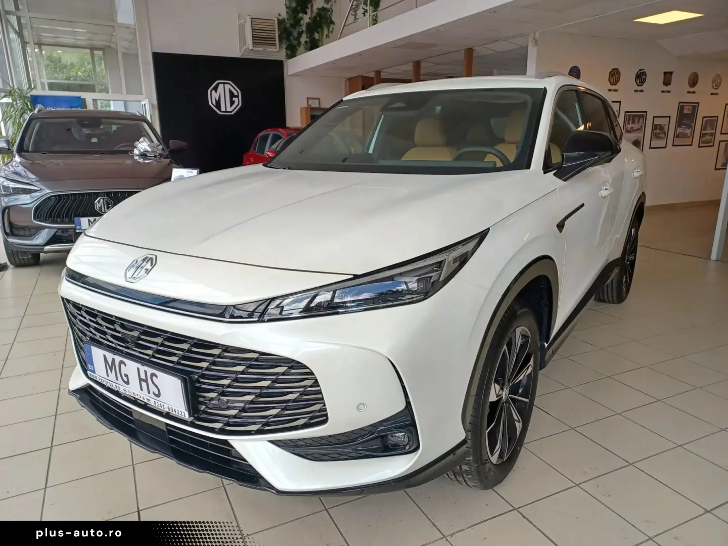 MG HS Hybrid  2026