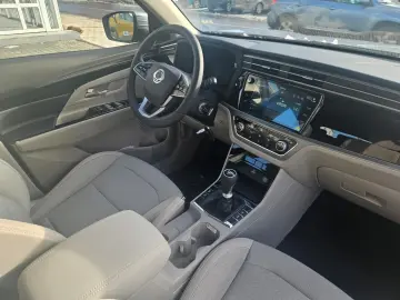 Kg-Mobility Korrando
