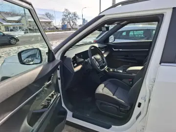 Kg-Mobility Torres