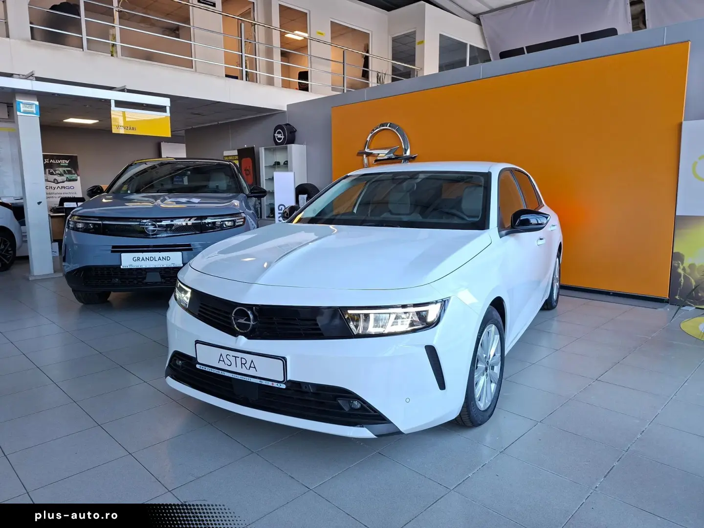 OPEL ASTRA 5 usi Edition 1.2 benzina 130 CP AT8