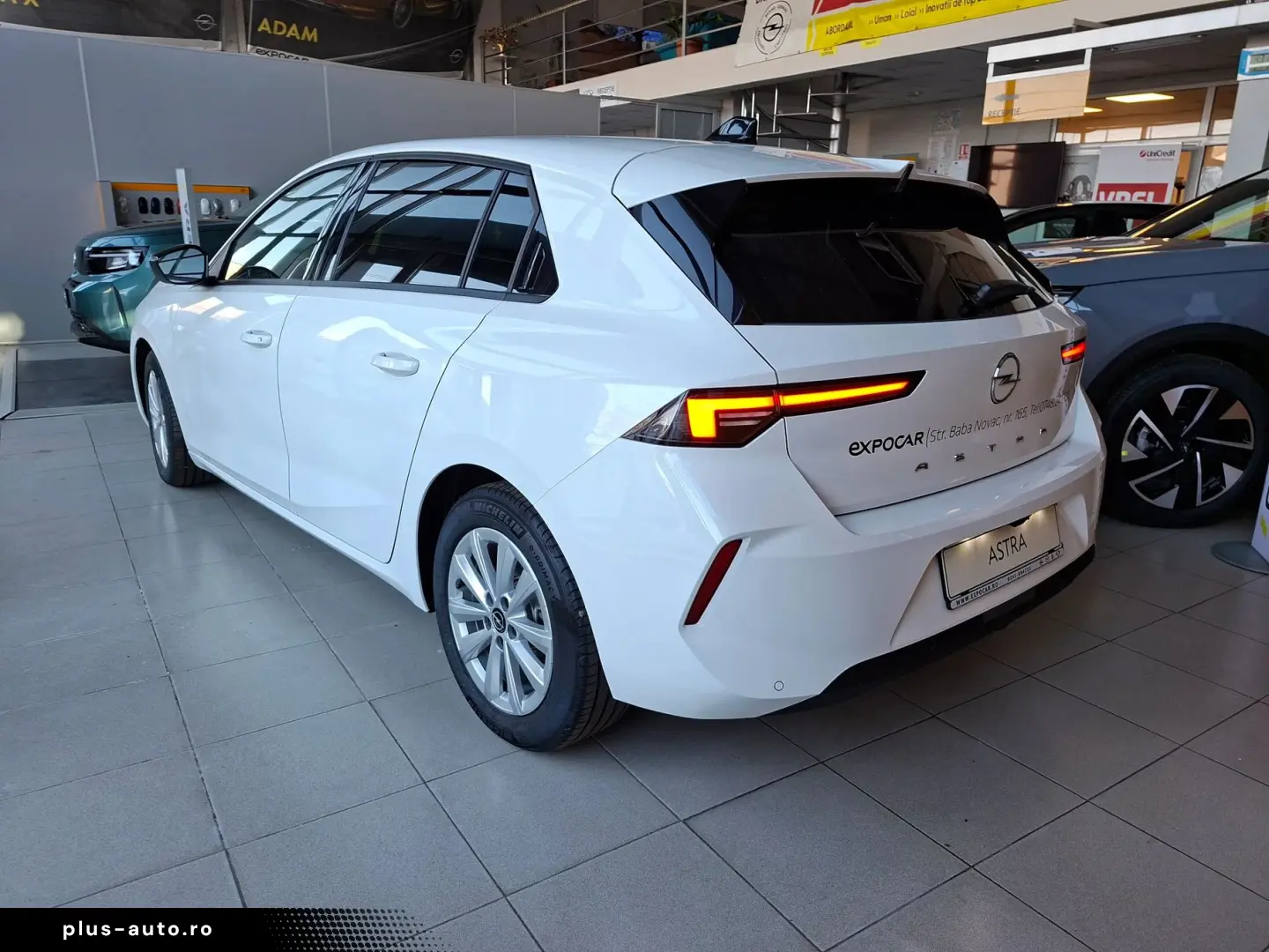 OPEL ASTRA 5 usi Edition 1.2 benzina 130 CP AT8
