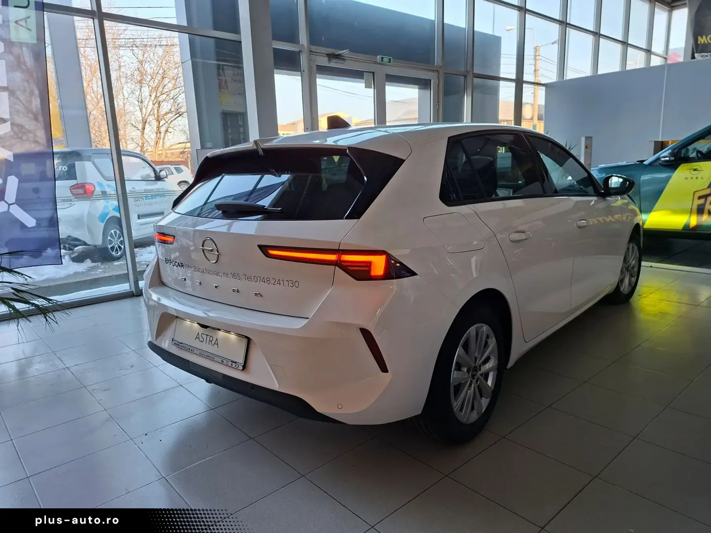 OPEL ASTRA 5 usi Edition 1.2 benzina 130 CP AT8