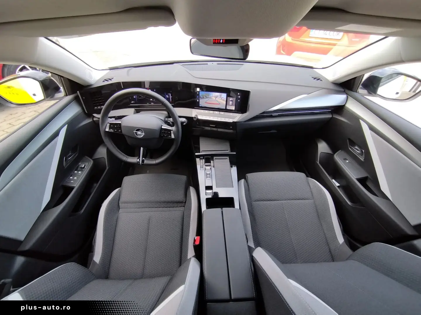 OPEL ASTRA 5 usi Edition 1.2 benzina 130 CP AT8