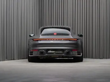 PORSCHE 992 Carrera S  Bose SportChrono