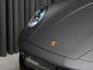 PORSCHE 992 Carrera S  Bose SportChrono