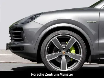 PORSCHE Cayenne E-Hybr Matrix HUD ACC NightVision 360 Bose