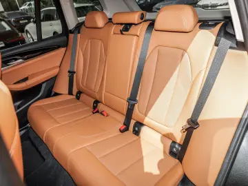 BMW X3 xDrive30e