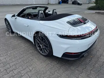 PORSCHE 992.2 Cabrio  SPORTABGAS   BOSE   KEYLESS   360