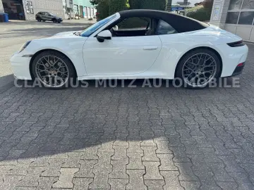 PORSCHE 992.2 Cabrio  SPORTABGAS   BOSE   KEYLESS   360