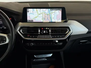 BMW X3 xDrive30e