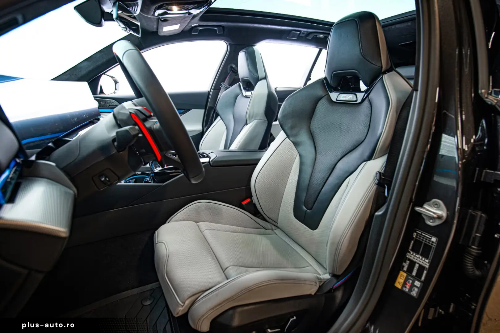 BMW M5 Touring   G99   M Drivers Package