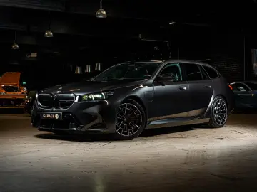 BMW M5 Touring   G99   M Drivers Package