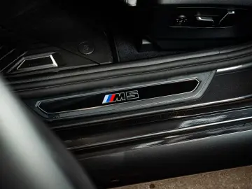 BMW M5 Touring   G99   M Drivers Package