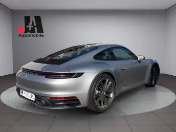 PORSCHE 911 Carrera