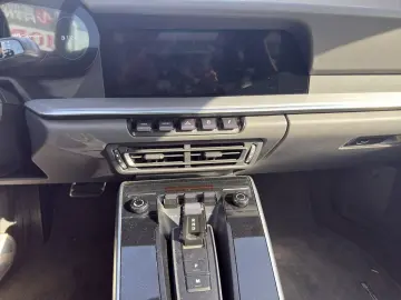 PORSCHE 911 Carrera