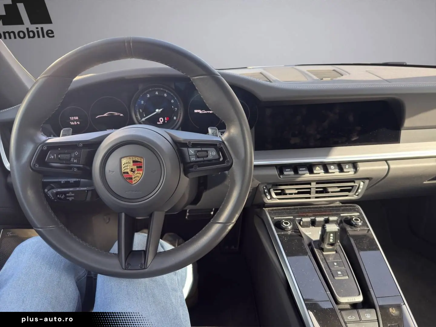 PORSCHE 911 Carrera