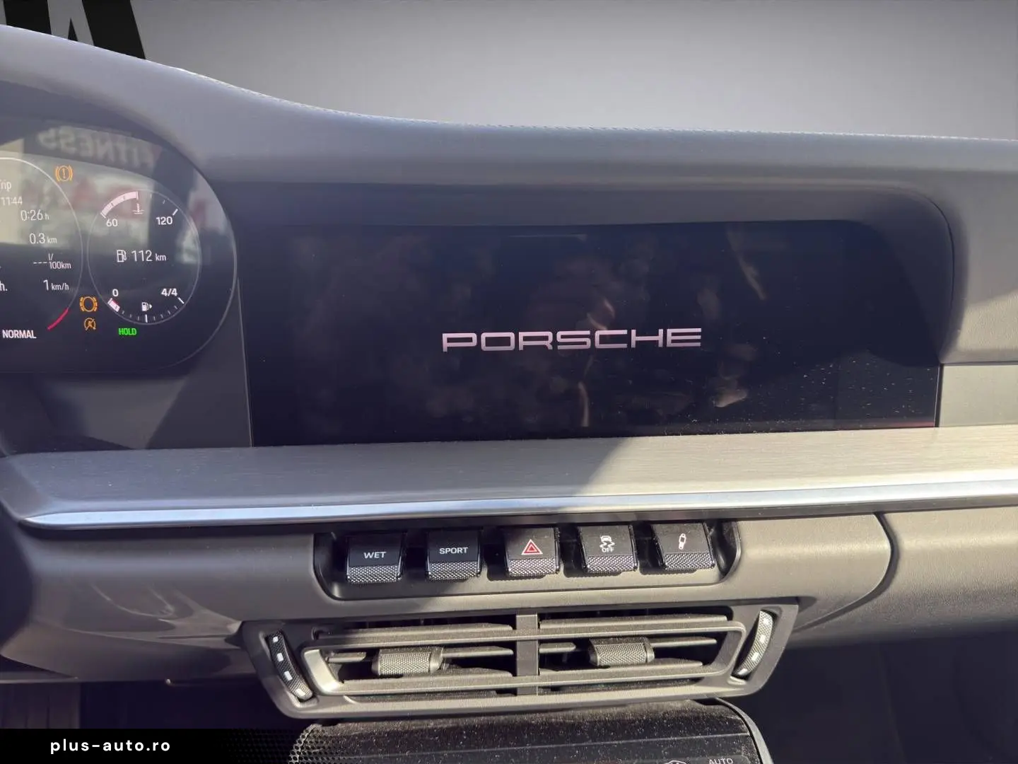 PORSCHE 911 Carrera