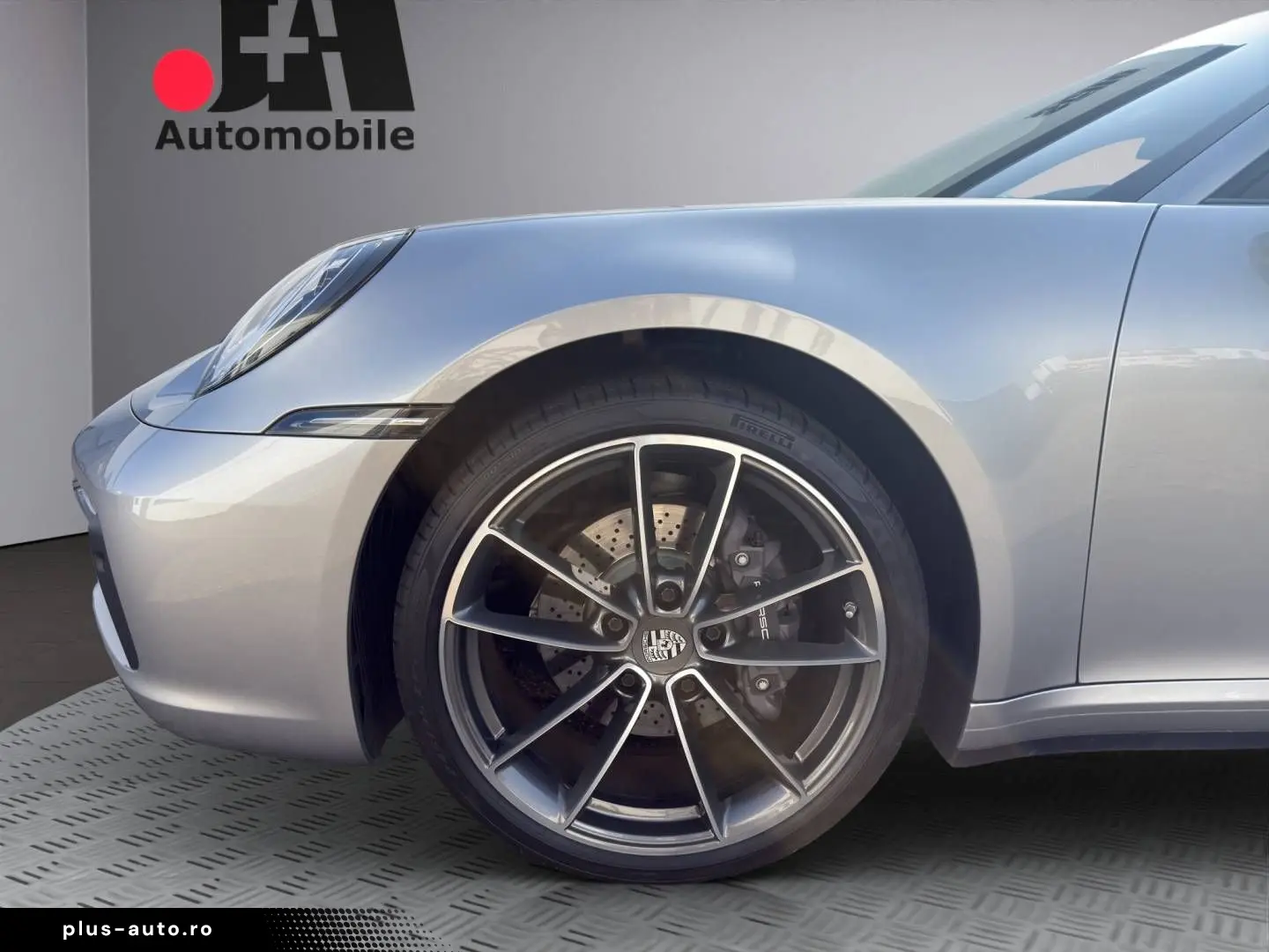 PORSCHE 911 Carrera