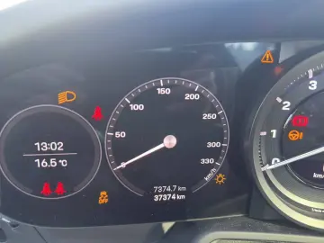 PORSCHE 911 Carrera