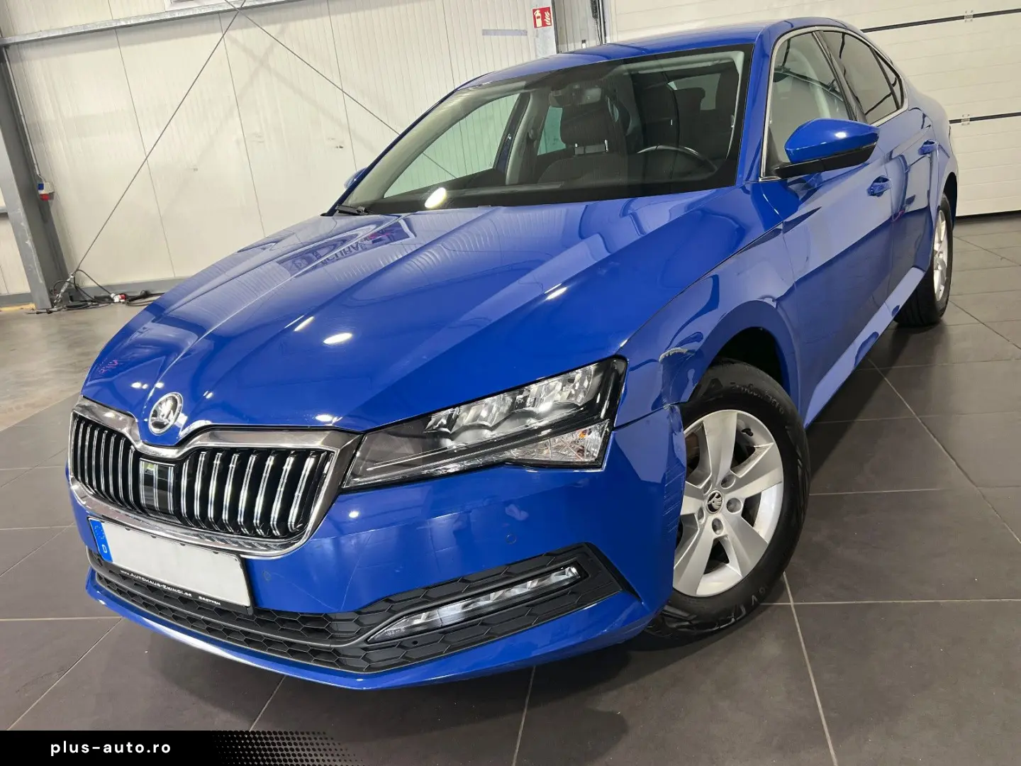 SKODA Superb 2.0 TDI Lim.