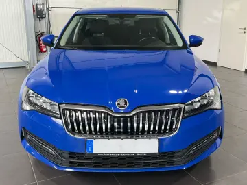 SKODA Superb 2.0 TDI Lim.