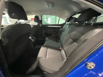 SKODA Superb 2.0 TDI Lim.