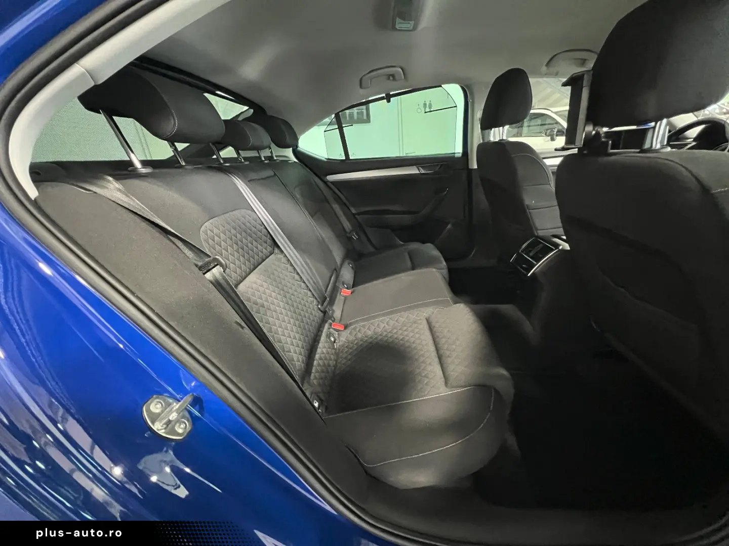 SKODA Superb 2.0 TDI Lim.