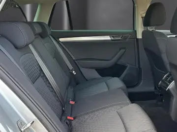SKODA Superb Combi 2.0 TDI