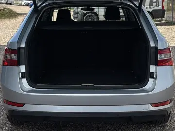 SKODA Superb Combi 2.0 TDI