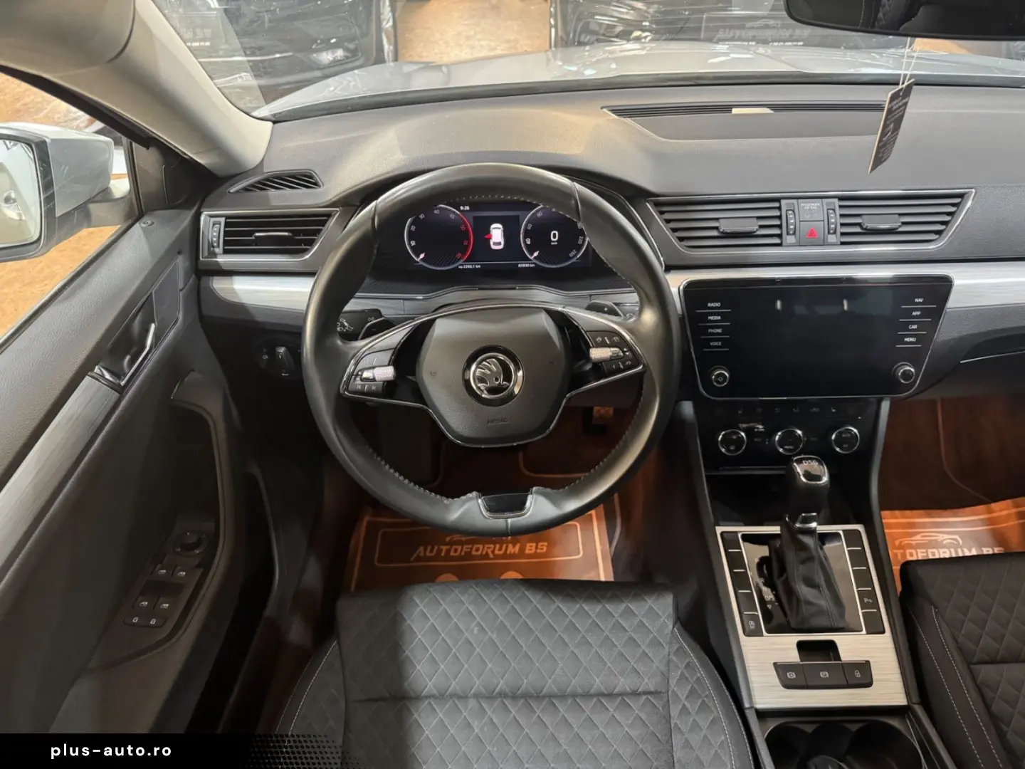 SKODA SuperbCombi 2.0TDI DSG