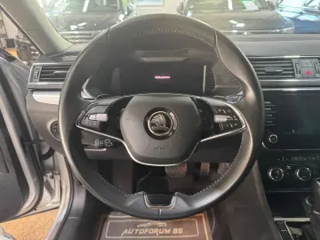 SKODA SuperbCombi 2.0TDI DSG