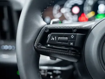 Porsche Cayenne Turbo E-Hybrid Coupé mit GT Pakket