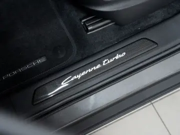 Porsche Cayenne Turbo E-Hybrid Coupé mit GT Pakket