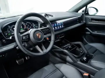 Porsche Cayenne Turbo E-Hybrid Coupé mit GT Pakket