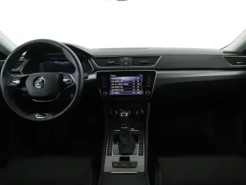 SKODA Superb 1.4 Plug-in Hybrid Ambition iV