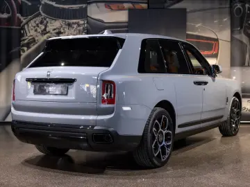 ROLLS ROYCE CULLINAN BLACK BADGE   STAR   ROOF   MANDARIN