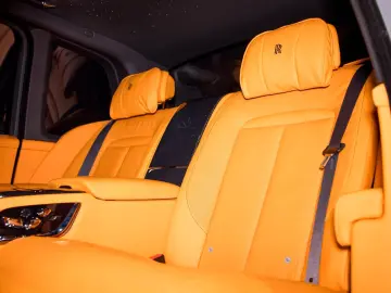 ROLLS ROYCE CULLINAN BLACK BADGE   STAR   ROOF   MANDARIN
