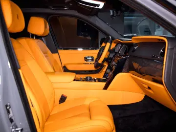 ROLLS ROYCE CULLINAN BLACK BADGE   STAR   ROOF   MANDARIN