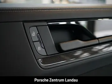PORSCHE Cayenne Turbo E-Hybrid Coupe mit GT-Paket PDCC