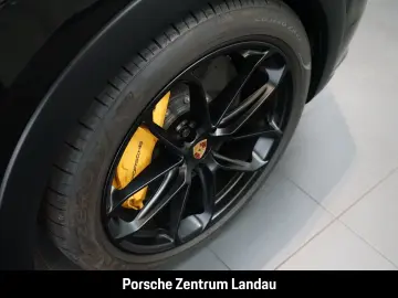 PORSCHE Cayenne Turbo E-Hybrid Coupe mit GT-Paket PDCC