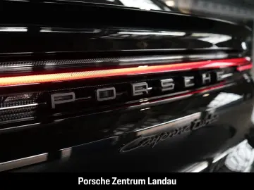 PORSCHE Cayenne Turbo E-Hybrid Coupe mit GT-Paket PDCC