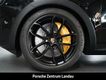 PORSCHE Cayenne Turbo E-Hybrid Coupe mit GT-Paket PDCC