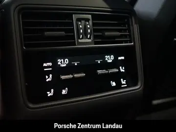 PORSCHE Cayenne Turbo E-Hybrid Coupe mit GT-Paket PDCC
