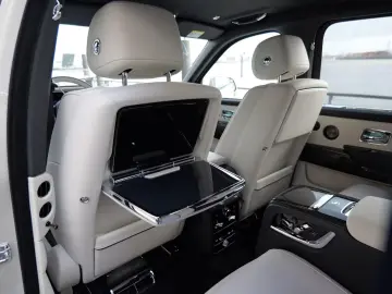 Rolls-Royce Cullian Black Badge 4 Seats I Starlight I TV I M