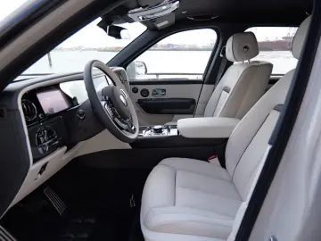 Rolls-Royce Cullian Black Badge 4 Seats I Starlight I TV I M